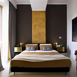*** Bed and breakfast Piazza Di Spagna 9 Italia
